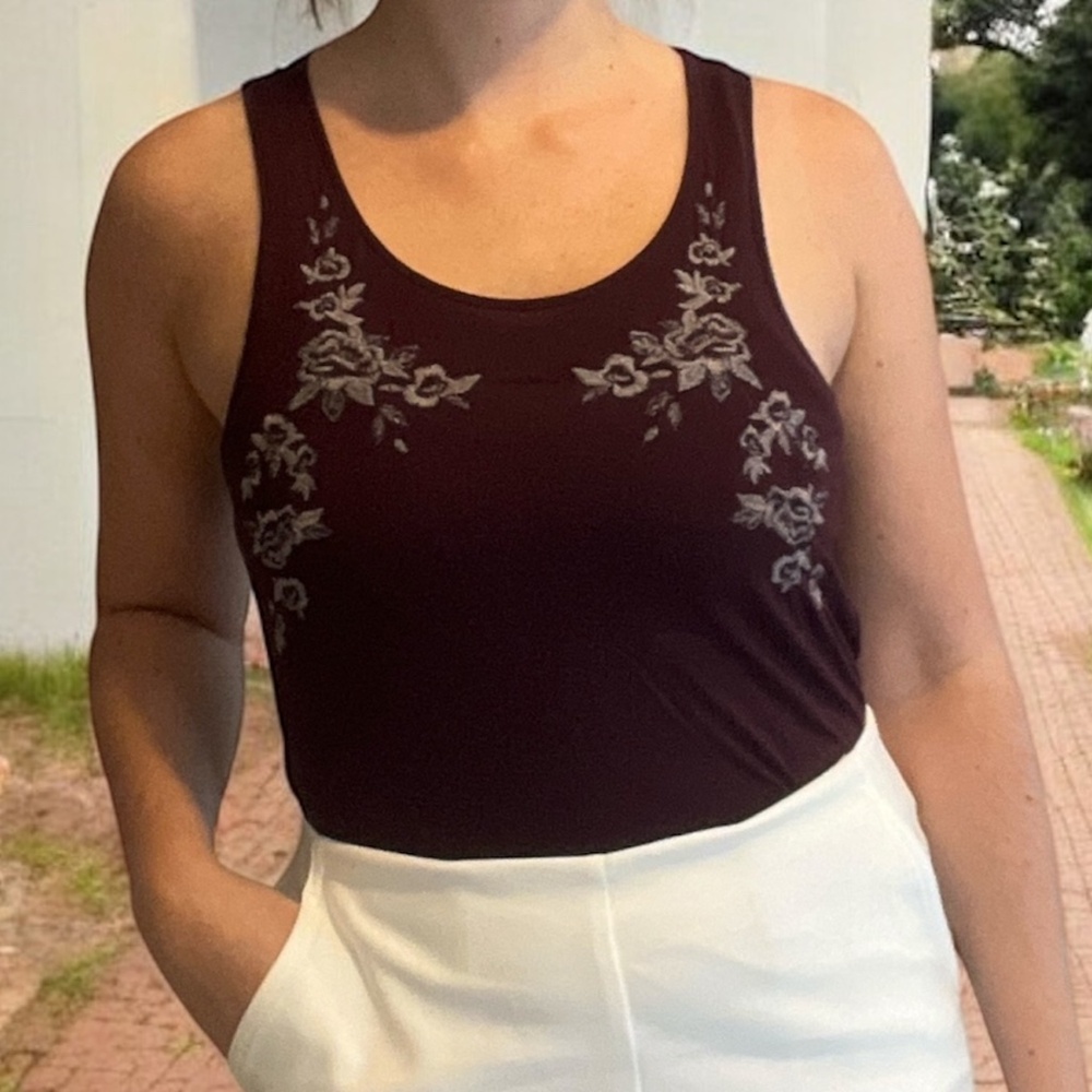 American Eagle Soft & Sexy Purple Tank Top with Floral Embroidery Detail | Small